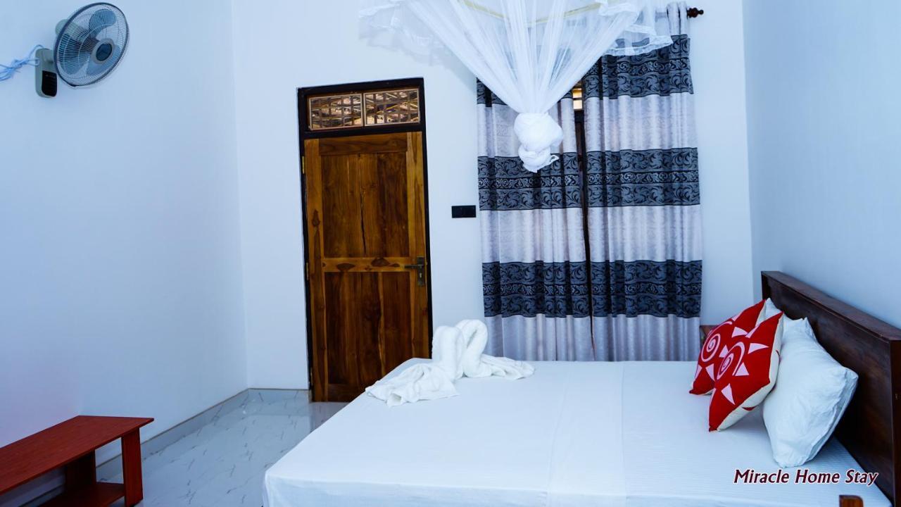 Miracle Home Stay Dambulla Esterno foto